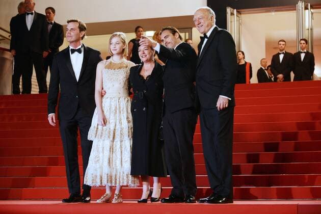 May 27, 2017 - Cannes, France - CANNES, FRANCE - MAY 27: Alex Manette, Ekaterina Samsonov, director Lynne Ramsay, Joaquin Phoenix and John Doman attend the You Were Never Really Here screening during the 70th annual Cannes Film Festival at Palais des Festivals on May 27, 2017 in Cannes, France. Cannes France - ZUMAi09_ 20170527_zaf_i09_060 Copyright: xFrederickxInjimbertx