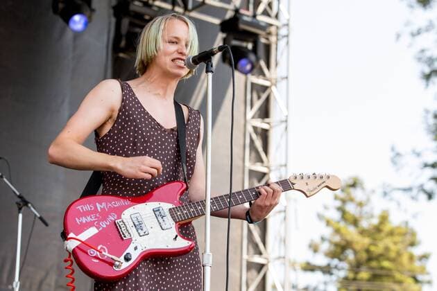May 28, 2017 - Napa, California, U.S - COLE BECKER of SWMRS during the BottleRock Napa Valley Music Festival in Napa, California Napa U.S. - ZUMAs135 20170528_zap_s135_053 Copyright: xDanielxDeSloverx