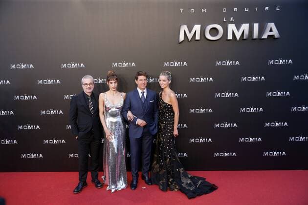 US actor Tom Cruise (2R) poses with British actresss Annabelle Wallis (R), Argelian actress Sofia Boutella (2L) and US film maker Alex Kurtzman (L) for the media during the photocall of his last film The Mummy in Madrid, Spain on 29 May 2017. US ACTOR TOM CRUISE PRESENTS THE MUMMY !ACHTUNG: NUR REDAKTIONELLE NUTZUNG!  Copyright: xChemaxMoyax 20170529-636316892998714182