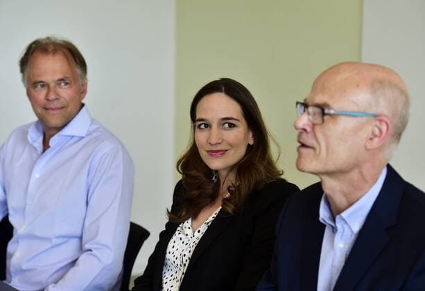 German violinist Thomas Henbelbrock, from left, American mezzosoprano Kate Lindsey and director of festival Roman Belor attend a news conference within Prague Spring music festival in Prague, Czech Republic, on Wednesday, May 31, 2017. (CTKxPhoto RomanxVondrous) CTKPhotoP201705310800901  vnd 1