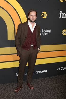 LOS ANGELES - MAY 31: Michael Angarano at the Showtime s I m Dying Up Here Premiere at the Directors Guild of America on May 31, 2017 in Los Angeles, CA  Copyright: xKathyxHutchinsx xIPAx xHutchinsxPhotox