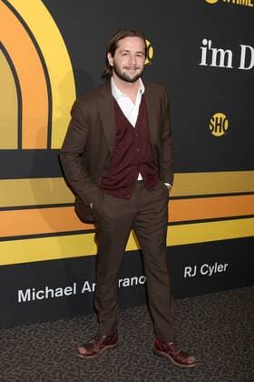LOS ANGELES - MAY 31: Michael Angarano at the Showtime s I m Dying Up Here Premiere at the Directors Guild of America on May 31, 2017 in Los Angeles, CA  Copyright: xKathyxHutchinsx xIPAx xHutchinsxPhotox