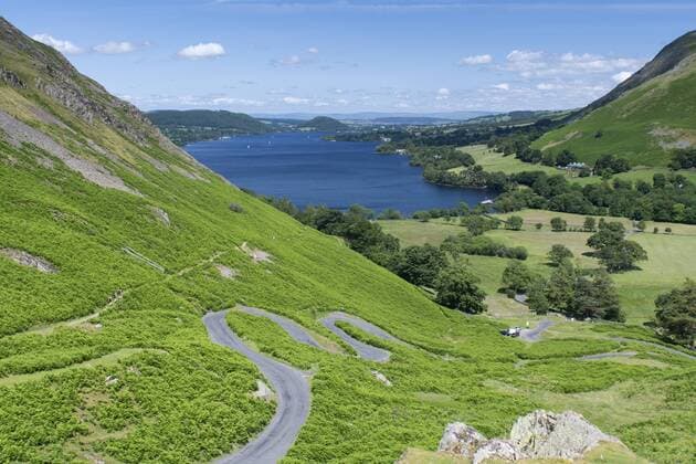 UNESCO-Welterbe: Englischer Lake District in Großbritannien Ullswater from Martindale looking over Hallin Fell and Howtown. English Lake District, Cumbria, UK. WaynexHutchinsonx xwww.farm-images.co.uk 1022_13_4WH11889
