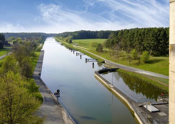  Schleuse Eckersmühlen bei Roth, Main-Donau-Kanal, Fränkisches Seenland, Mittelfranken, Franken, Bayern, Deutschland, Europa Copyright: imageBROKER/MartinxSiepmann ibxman04518742.jpg