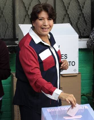 National Regeneration Movement s (MORENA) candidate for governor of the State of Mexico, Delfina Gomez, casts her ballot during the Mexican Gubernatorial Elections at a polling station in the municipality of Nezahualcoyotl, Mexico, 04 June 2017. 2017 Mexican Gubernatorial Elections !ACHTUNG: NUR REDAKTIONELLE NUTZUNG!  Copyright: xMarioxGuzmánx MEX01 20170604-636321983679122550