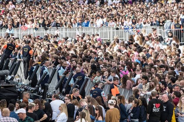 June 4, 2017 - Manchester, Greater Manchester, UK - Manchester , UK . The crowd gathers in front of the stage . The One Love Manchester benefit concert for victims of the Manchester Arena terrorist attack , at the Emirates Old Trafford Cricket Stadium . Ariana Grande, Justin Bieber, Coldplay, Katy Perry, Miley Cyrus, Pharrell Williams, Usher, Take That, Robbie Williams, Black Eyed Peas and Niall Horan are amongst the performers Manchester UK - ZUMAl94_ 20170604_zaf_l94_190 Copyright: xJoelxGoodmanx