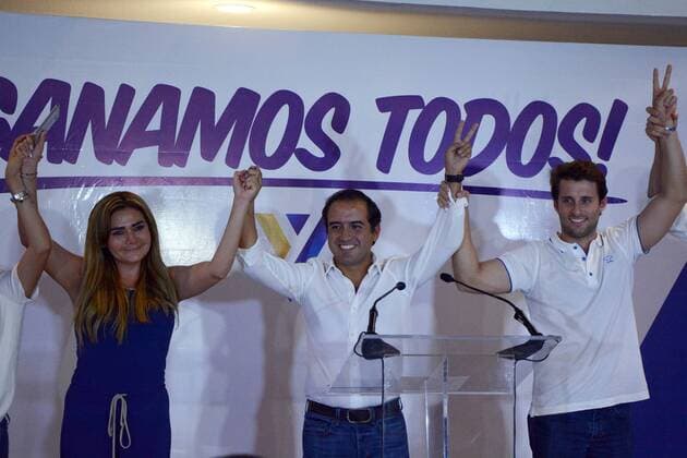 June 4, 2017 - Mexico - EUM20170604NAC81.JPG.VERACRUZ, Ver.- Election Elecciones-Veracruz.- El candidato de la alianza PAN-PRD a la alcaldia del puerto de Veracruz, Fernando Yunes Marquez, se proclama vencedor de la jornada electoral llevada a cabo este domingo 4 de junio de 2017. Foto: Agencia EL UNIVERSAL RCC. Mexico  - ZUMAu78_ 20170604_zaf_u78_129 Copyright: xPatriciaxMoralesx