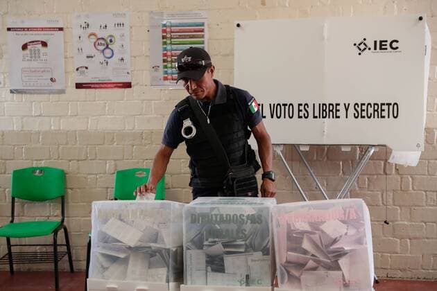 June 4, 2017 - Mexico - EUM20170604NAC89.JPG.SALTILLO, Coah.- Election Elecciones-Coahuila.- Aspecto de la jornada electoral para elegir gobernador del estado de Coahuila, este domingo 4 de junio de 2017. Foto: Agencia EL UNIVERSAL Ivan Stephens RCC. Mexico  - ZUMAu78_ 20170604_zaf_u78_149 Copyright: xIvanxStephensx