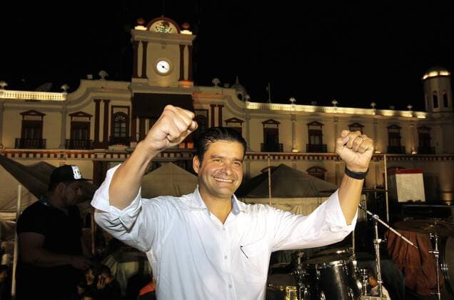 Candidate for the Coalition of National Action parties (PAN), made up of the party of the Democratic Revolution (PRD), the Labor Party (PT) and the Socialist Revolution Party (PRS), Antonio Echevarría, celebrates after considers himself as winner of the elections to the government of the state of Nayarit, Mexico, on 4 June 2017. EFE Ulises Ruiz Basurto CANDIDATE FOR COALITION CONSIDERS HIMSELF AS WINNER IN MEXICAN STATE OF NAYARIT !ACHTUNG: NUR REDAKTIONELLE NUTZUNG!  Copyright: xUlisesxRuizxBasurtox MEX78 20170605-636322435866616826