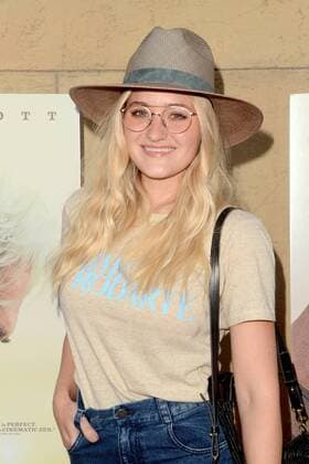 LOS ANGELES - JUN 5: AJ Michalka at The Hero Premiere at the Egyptian Theater on June 5, 2017 in Los Angeles, CA  Copyright: xHPAx xIPAx xHutchinsxPhotox