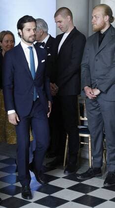 Prince Carl Philip National Day celebrations, attendance at the prize-giving ceremony for The Thinking Hand drawing competition, Gustav III s Museum of Antiquities, Royal Palace, Stockholm2017-06-06 Stipendieutdelning i teckningstävlingen Den tänkande handen , Gustav III:s antikmuseum, Kungliga slottet, 2017-06-06 Carl Philip de Suede Stockholm Sweden  523623