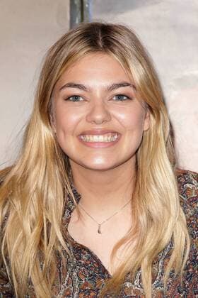 218300 Patrice Falour Starface 2017-06-06 PARIS France Avant-premiere du film Nos Patriotes - à l UGC cine Les Halles à Paris.Louane Emera.  Copyright: xPatricexFalourx STAR_218300_011