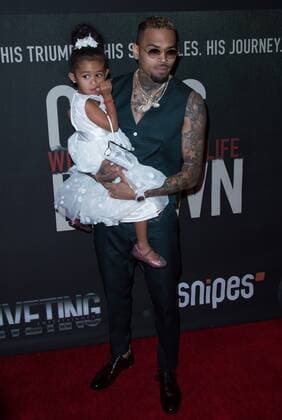 Chris Brown and his daughter Royalty attend the Premiere of Riveting Entertainment s Chris Brown: Welcome To My Life at Regal LA Live: A Barco Innovation Center on June 6, 2017 in Los Angeles, California, USA USA 2017 the Premiere of Riveting Entertainment s Chris Brown: Welcome To My Life at Regal LA Live in Los Angeles, California, USA  Copyright: xMSUxStudiox