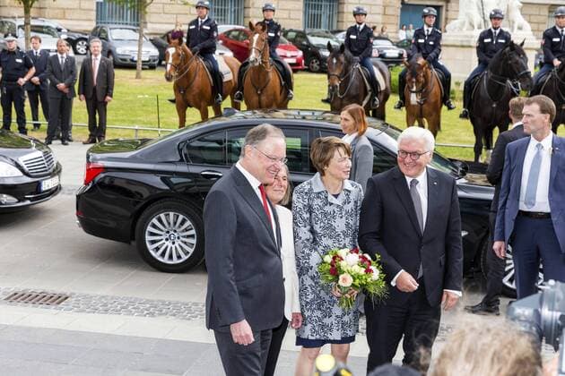 Frank-Walter Steinmeier mit Gattin Elke Büdenbender und Stephan Weil und Gattin Rosemarie Kerkow-Weil in der Niedersächsischen Staatskanzlei im Rahmen seines Antrittsbesuchs in Niedersachen. Hannover, 07.06.2017 Foto:xU.xStammx xFuturexImage