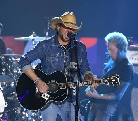 June 7, 2017 - Nashville, TN, USA - 07 June 2017 - Nashville, Tennessee - Jason Aldean, Charles Kelley, Darius Rucker, Derek Trucks. 2017 CMT Music Awards held at Music City Center. Photo Credit: AdMedia Nashville USA - ZUMAa123 20170607_zaa_a123_176 Copyright: xLauraxFarrx