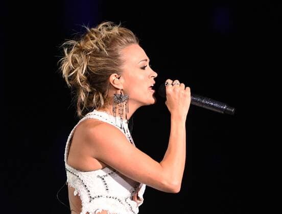 June 7, 2017 - Nashville, TN, USA - 07 June 2017 - Nashville, Tennessee - Carrie Underwood. 2017 CMT Music Awards held at Music City Center. Photo Credit: AdMedia Nashville USA - ZUMAa123 20170607_zaa_a123_233 Copyright: xLauraxFarrx