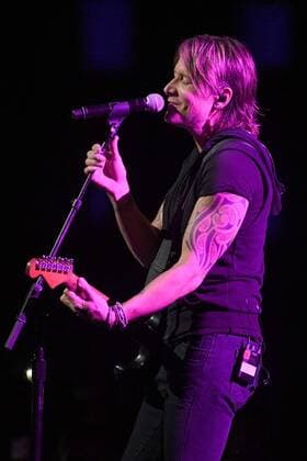 June 7, 2017 - Nashville, TN, USA - 07 June 2017 - Nashville, Tennessee - Keith Urban. 2017 CMT Music Awards held at Music City Center. Photo Credit: AdMedia Nashville USA - ZUMAa123 20170607_zaa_a123_239 Copyright: xLauraxFarrx