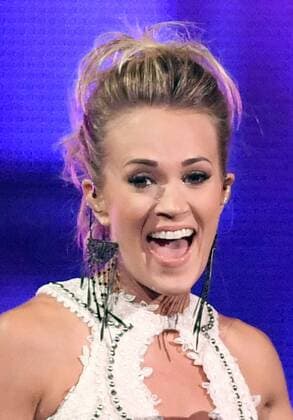 June 7, 2017 - Nashville, TN, USA - 07 June 2017 - Nashville, Tennessee - Carrie Underwood, Keith Urban. 2017 CMT Music Awards held at Music City Center. Photo Credit: AdMedia Nashville USA - ZUMAa123 20170607_zaa_a123_241 Copyright: xLauraxFarrx