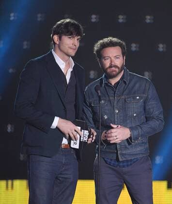 June 7, 2017 - Nashville, TN, USA - 07 June 2017 - Nashville, Tennessee - Ashton Kutcher, Danny Masterson. 2017 CMT Music Awards held at Music City Center. Photo Credit: AdMedia Nashville USA - ZUMAa123 20170607_zaa_a123_371 Copyright: xLauraxFarrx