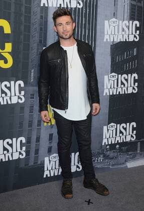 June 7, 2017 - Nashville, TN, USA - 07 June 2017 - Nashville, Tennessee - Michael Ray. 2017 CMT Music Awards held at Music City Center. Photo Credit: AdMedia Nashville USA - ZUMAa123 20170607_zaa_a123_645 Copyright: xTonyaxWisex