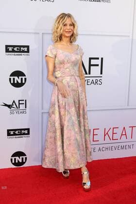 LOS ANGELES - JUN 8: Meg Ryan at the American Film Institute s Lifetime Achievement Award to Diane Keaton at the Dolby Theater on June 8, 2017 in Los Angeles, CA  Copyright: xKathyxHutchinsx xIPAx xHutchinsxPhotox