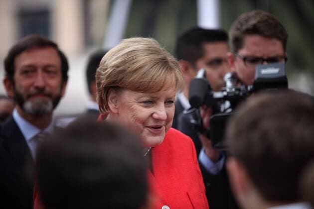German Chancellor Angela Merkel visits the PopUp Festival, an event that celebrates business, culture and technology, in Mexico City, Mexico, 10 June 2017. Merkel is on an official visit to Mexico as part of her Latin American tour in a bid to gain support in trade, protecting the climate and managing migration prior to the G20 summit in Hamburg, Germany. German Chancellor Angela Merkel in Mexico !ACHTUNG: NUR REDAKTIONELLE NUTZUNG!  Copyright: xSASHENKAxGUTIERREZx MEX11 20170610-636327272750335091