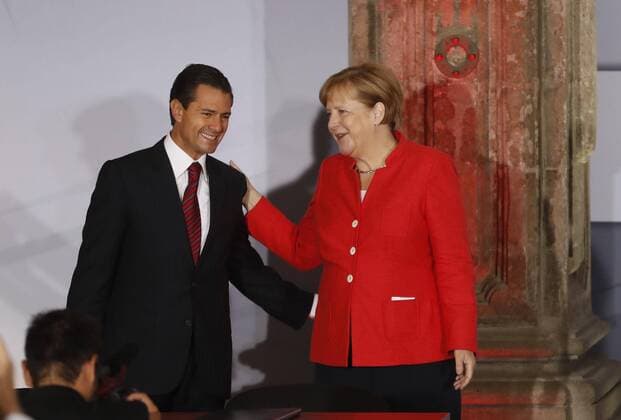 Merkel in Mexiko June 10, 2017 - Mexico - EUM20170610NAC04.JPG.CIUDAD DE MEXICO President Presidente-EPN Merkel.- El presidente de Mexico, Enrique Pena, y la canciller de Alemania, Angela Merkel, durante la firma de cuatro convenios de colaboracion binacional en materia economica, el 10 de junio de 2017 en el Museo Interactivo de Economia. Foto: Agencia EL UNIVERSAL Luis Cortes EVZ Mexico  - ZUMAu78_ 20170610_zaf_u78_023 Copyright: xLuisxCortesx