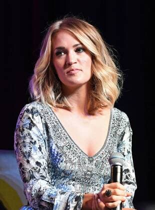June 10, 2017 - Nashville, Tennessee, United States - 10 June 2017 - Nashville, Tennessee - Carrie Underwood. Brad Paisley and Carrie Underwood appear on the CMA Close-Up Stage during the 2017 CMA Music Festival held at Music City Center. It was announced that Brad and Carried would be returning for the 10th year as host s of the CMA Music Awards to be held in November. Photo Credit: Laura Farr AdMedia Nashville United States - ZUMAa123 20170610_zaa_a123_002 Copyright: xLauraxFarr Admediax