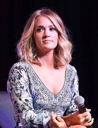 June 10, 2017 - Nashville, Tennessee, United States - 10 June 2017 - Nashville, Tennessee - Carrie Underwood. Brad Paisley and Carrie Underwood appear on the CMA Close-Up Stage during the 2017 CMA Music Festival held at Music City Center. It was announced that Brad and Carried would be returning for the 10th year as host s of the CMA Music Awards to be held in November. Photo Credit: Laura Farr AdMedia Nashville United States - ZUMAa123 20170610_zaa_a123_003 Copyright: xLauraxFarr Admediax