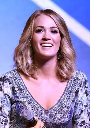 June 10, 2017 - Nashville, Tennessee, United States - 10 June 2017 - Nashville, Tennessee - Carrie Underwood. Brad Paisley and Carrie Underwood appear on the CMA Close-Up Stage during the 2017 CMA Music Festival held at Music City Center. It was announced that Brad and Carried would be returning for the 10th year as host s of the CMA Music Awards to be held in November. Photo Credit: Laura Farr AdMedia Nashville United States - ZUMAa123 20170610_zaa_a123_024 Copyright: xLauraxFarr Admediax