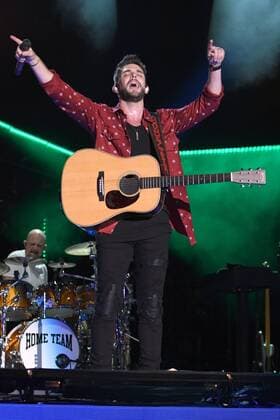 June 10, 2017 - Nashville, Tennessee, United States - 10 June 2017 - Nashville, Tennessee - Thomas Rhett. 2017 CMA Music Festival Nightly Concert held at Nissan Stadium. Photo Credit: Dara-Michelle Farr AdMedia Nashville United States - ZUMAa123 20170610_zaa_a123_429 Copyright: xDara-MichellexFarr Admediax