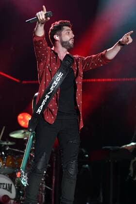 June 10, 2017 - Nashville, Tennessee, United States - 10 June 2017 - Nashville, Tennessee - Thomas Rhett. 2017 CMA Music Festival Nightly Concert held at Nissan Stadium. Photo Credit: Dara-Michelle Farr AdMedia Nashville United States - ZUMAa123 20170610_zaa_a123_458 Copyright: xDara-MichellexFarr Admediax