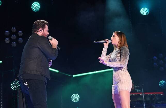June 10, 2017 - Nashville, Tennessee, United States - 10 June 2017 - Nashville, Tennessee - Chris Young, Cassadee Pope. 2017 CMA Music Festival Nightly Concert held at Nissan Stadium. Photo Credit: Laura Farr AdMedia Nashville United States - ZUMAa123 20170610_zaa_a123_500 Copyright: xLauraxFarr Admediax