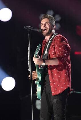 June 10, 2017 - Nashville, Tennessee, United States - 10 June 2017 - Nashville, Tennessee - Thomas Rhett. 2017 CMA Music Festival Nightly Concert held at Nissan Stadium. Photo Credit: Laura Farr AdMedia Nashville United States - ZUMAa123 20170610_zaa_a123_501 Copyright: xLauraxFarr Admediax