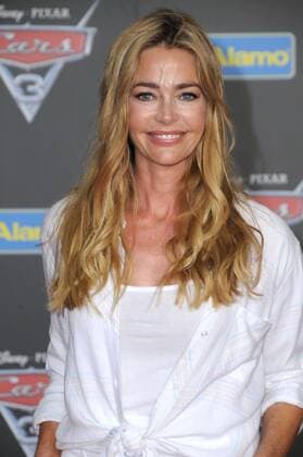 218417 AdMedia Starface 2017-06-10 CA Anaheim Etats-Unis 10 June 2017 - Anaheim, California - Denise Richards. Premiere of Disney Pixar s Cars 3 held at the Anaheim Convention Center in Anaheim. Photo Credit: Birdie Thompson AdMedia  Copyright: xAdMediax STAR_218417_037