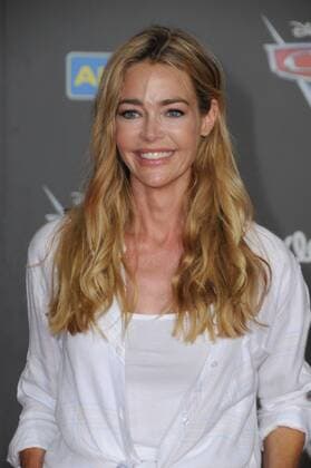218417 AdMedia Starface 2017-06-10 CA Anaheim Etats-Unis 10 June 2017 - Anaheim, California - Denise Richards. Premiere of Disney Pixar s Cars 3 held at the Anaheim Convention Center in Anaheim. Photo Credit: Birdie Thompson AdMedia  Copyright: xAdMediax STAR_218417_039