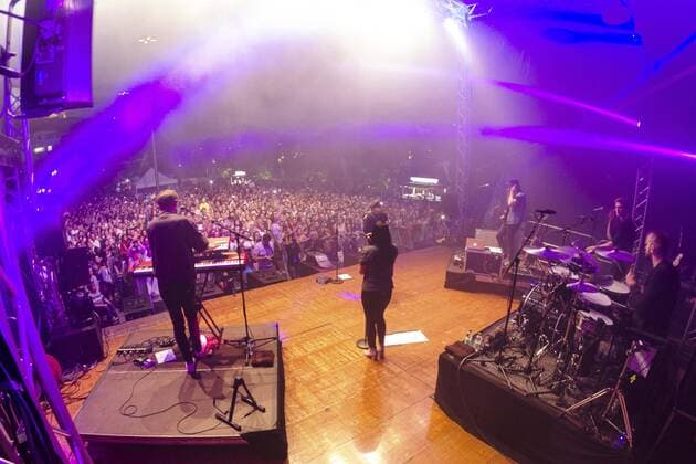 AUT, 2017-06-09; Kufstein unlimited_2017_Westoesterreichs groesstes Rock und Pop Festival-Tag 2 unter anderem mit der Band Flowrag, Lemo und der Songkontestgewinnerin LENA Meyer Landrut ; im Bild LENA und Band,