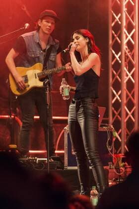 AUT, 2017-06-09; Kufstein unlimited_2017_Westoesterreichs groesstes Rock und Pop Festival-Tag 2 unter anderem mit der Band Flowrag, Lemo und der Songkontestgewinnerin LENA Meyer Landrut ; im Bild zu sehn die deutsche Saengerin LENA,