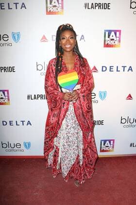 Brandy Norwood bei der Ankunft zum LA Pride Music Festival and Parade am 11.06.2017 in West Hollywood, Los Angeles LA Pride Music Festival and Parade 2017 in West Hollywood, Los Angeles 