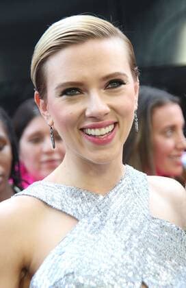 June 12, 2017 - New York, N.Y, USA - SCARLETT JOHANSSON attends the Rough Night World Premiere.AMC Loews Lincoln Square 13, NYC, NYC.June 12, 2017.Photos by , Globe Photos Inc. New York USA - ZUMAms4_ 20170612_zaa_ms4_003 Copyright: xSoniaxMoskowitzx