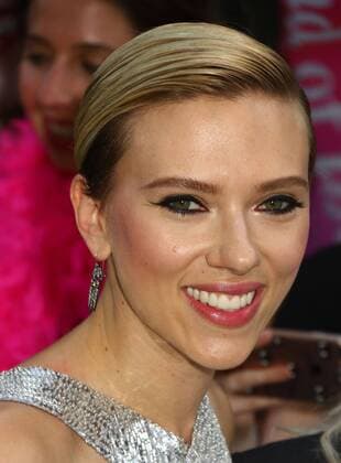June 12, 2017 - New York, New York, U.S. - Actress SCARLETT JOHANSSON attends the New York premiere of Rough Night held at AMC Loews Lincoln Square. New York U.S. - ZUMAk03_ 20170612_zaf_k03_083 Copyright: xNancyxKaszermanx
