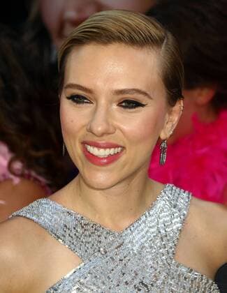 June 12, 2017 - New York, New York, U.S. - Actress SCARLETT JOHANSSON attends the New York premiere of Rough Night held at AMC Loews Lincoln Square. New York U.S. - ZUMAk03_ 20170612_zaf_k03_095 Copyright: xNancyxKaszermanx