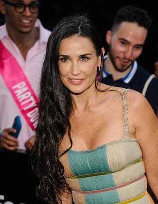 218481 Mario Santoro AdMedia Starface 2017-06-12 NY New York Etats-Unis Premiere du film Rough Night a New York. 12 May 2017 - New York, New York - Demi Moore, Jillian Bell, Scarlett Johansson. Rough Night NYC Premiere at AMC Loews Lincoln Square. Photo Credit: Mario Santoro AdMedia  Copyright: xMarioxSantoro AdMediax STAR_218481_011