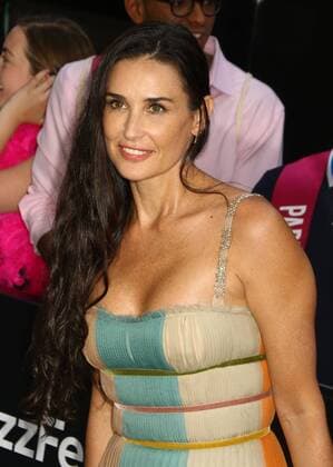 June 12, 2017 - New York, New York, U.S. - Actress DEMI MOORE attends the New York premiere of Rough Night held at AMC Loews Lincoln Square. New York U.S. - ZUMAk03_ 20170612_zaf_k03_138 Copyright: xNancyxKaszermanx