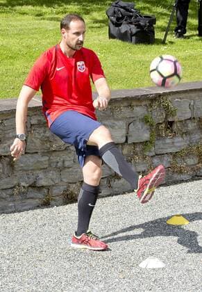 14-06-2017 Norway Princess Mette Marit and Prince Haakon and Princess Alexandra and Prince Sverre during the friendly footbal match between team Skaugum and LSK Unified at Skaugum stadium. The royal family team with Caroline Graham Hansen and Ingvild Isaksen of the Norwegian national football team with the leader, Jan Age Fjortoft, against the Norwegian football association.  Copyright: xPPE NIEBOERx