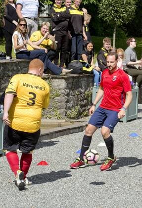 14-06-2017 Norway Princess Mette Marit and Prince Haakon and Princess Alexandra and Prince Sverre during the friendly footbal match between team Skaugum and LSK Unified at Skaugum stadium. The royal family team with Caroline Graham Hansen and Ingvild Isaksen of the Norwegian national football team with the leader, Jan Age Fjortoft, against the Norwegian football association.  Copyright: xPPE NIEBOERx