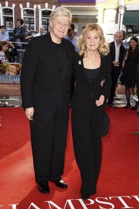 Martin Jarvis und Rosalind Ayres bei der Premiere des Kinofilms Hampstead Hampstead Park - Aussicht auf Liebe im Everyman Hampstead Cinema. London, 14.06.2017 Martin Jarvis, Rosalind Ayres  Foto:xS.xVasx xFuturexImage