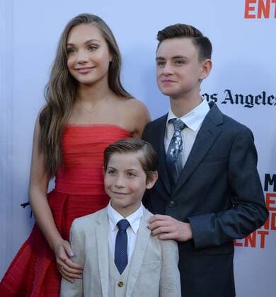 Cast members Maddie Ziegler, Jacob Tremblay and Jaeden Lieberher (L-R) attend the premiere of the motion picture dramatic thriller The Book of Henry at the ArcLight in Culver City, California on June 14, 2017. Storyline: A single mother discovers a scheme in her son s book to rescue a young girl from the hands of her abusive stepfather and sets out to execute the plan at any cost.  LAP2017061406 JIMxRUYMEN