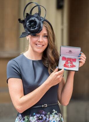 . 16 06 2017. London, United Kingdom. Giselle Ansley, who received an MBE at an Investiture at Buckingham Palace in London.  xCPNAx xi-Imagesx IIM-15396-0009