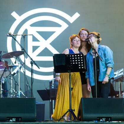 June 16, 2017 - Eau Claire, Wisconsin, U.S - AMELIA MEATH, MOLLY SARLE and ALEXANDRA SAUSER-MONNIG of Mountain Man performs Bon Iver Presents John Prine & The American Songbook during Eaux Claires Music Festival in Eau Claire, Wisconsin Eau Claire U.S. - ZUMAs135 20170616_zap_s135_012 Copyright: xDanielxDeSloverx